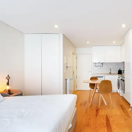 아파트 Guestready - Homely Escape Near Bolhao *